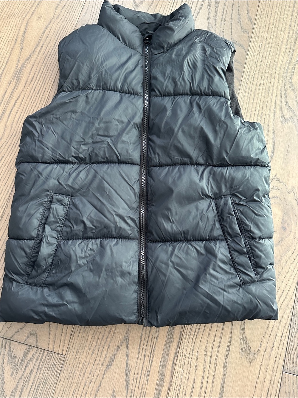 Old Navy Black Puffer Vest